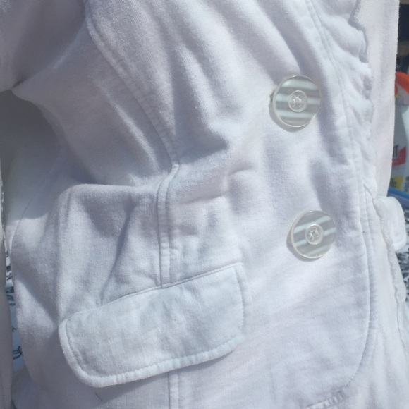 White 100% Cotton Blazer - Picture 3 of 8